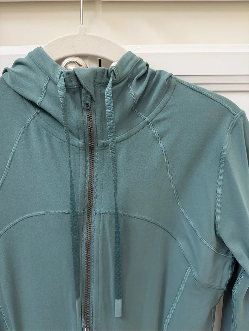 lululemon athletica Hooded Zip-Up Jacket in Teal Blue